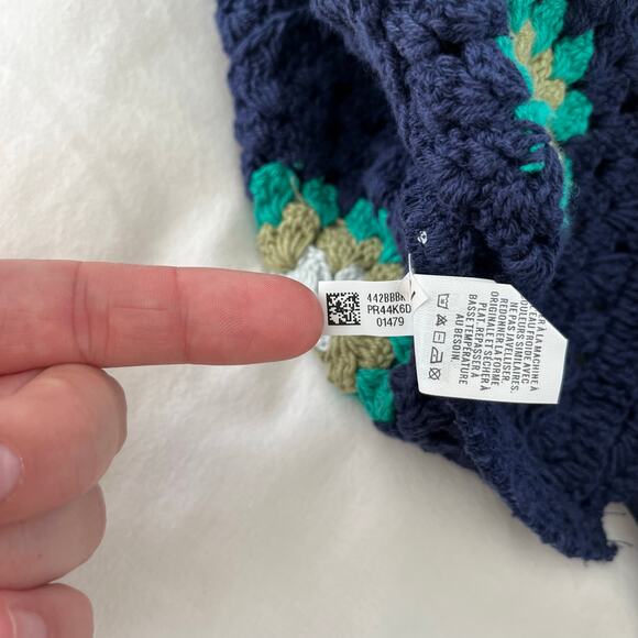 Aerie NWT Crochet Vacay Puff Long Sleeve Floral Cropped Top, Size Small - Picture 9 of 9